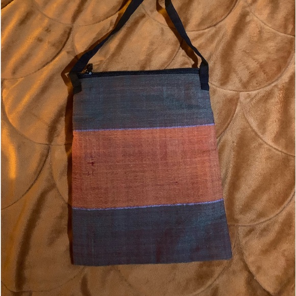 Set of 2 Handmade Lightweight Boho cloth crossbody bags - Picture 4 of 6